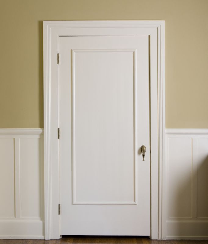 House Molding Installation in Kansas City, KS